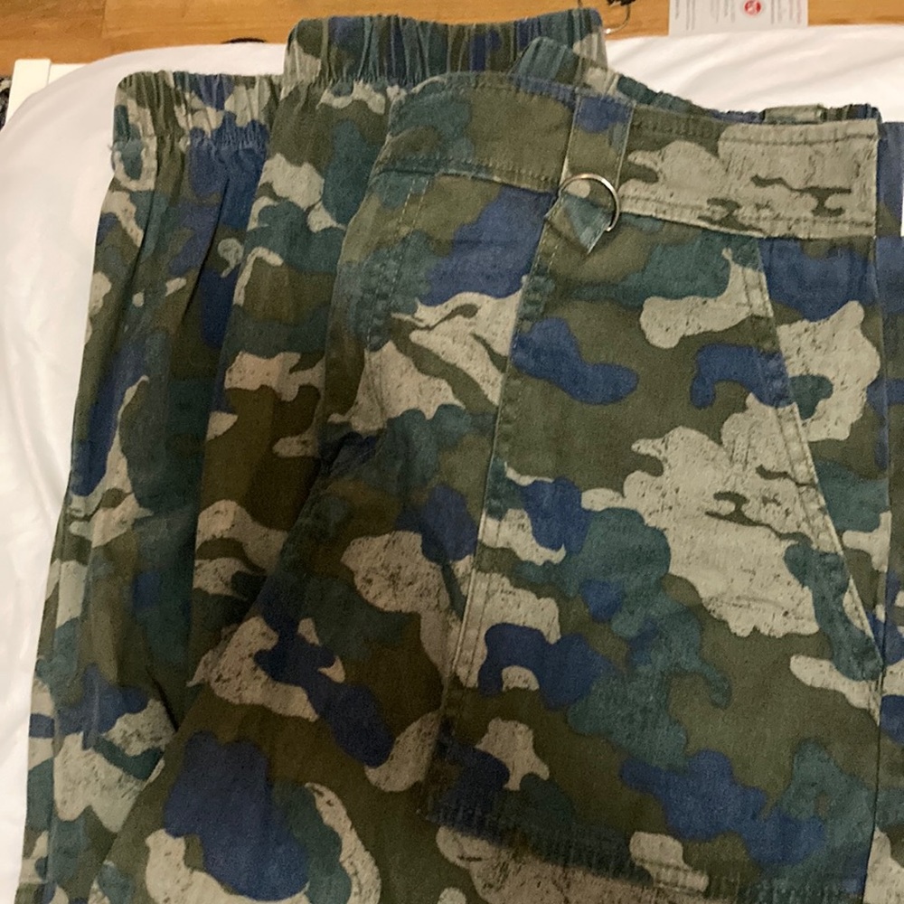 army cargo pants